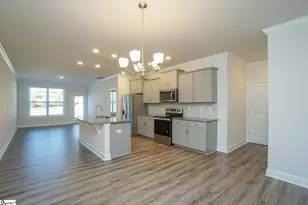 204 Reynard Trl, Greenville, SC 29609 - Photo 4