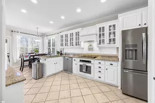 10 Kimbrells Cove Ln, Greer, SC 29651 - Photo 6