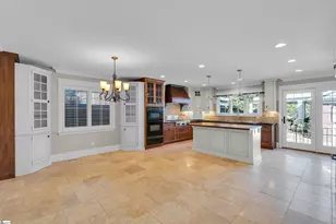 607 Crescent Ave, Greenville, SC 29601 - Photo 8