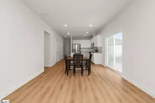 24 Sparrow Ln, Greenville, SC 29607 - Photo 8