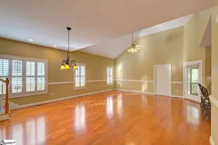 7 Shady Hollow Ln, Greer, SC 29651 - Photo 8