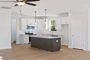 833 Sweet William Rd, Spartanburg, SC 29301 - Photo 10