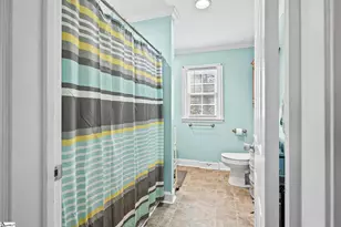 10 Higgins Dr, Ware Shoals, SC 29692 - Photo 6