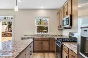 204 Ridgepark Ln, Greenville, SC 29607 - Photo 18