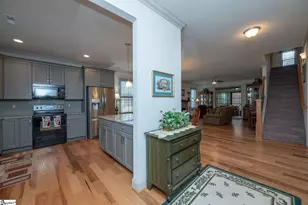 541 Ashler Dr, Greer, SC 29650 - Photo 6