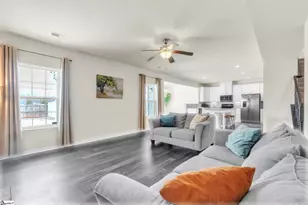 328 Bucklebury Rd, Greer, SC 29651 - Photo 10