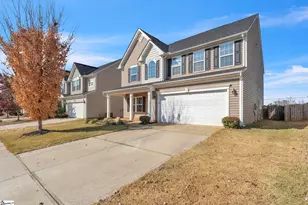 328 Bucklebury Rd, Greer, SC 29651 - Photo 2