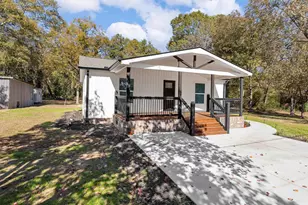 118 Strawberry Rd, Anderson, SC 29626 - Photo 2