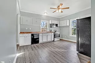 502 Beech St, Gaffney, SC 29340 - Photo 12