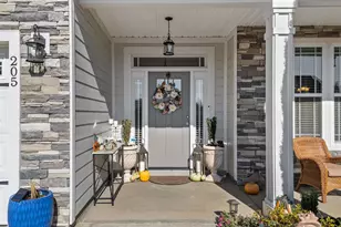 205 Loxley Dr, Simpsonville, SC 29681 - Photo 4