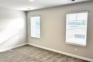 1430 Johnstone Dr, Reidville, SC 29375 - Photo 10