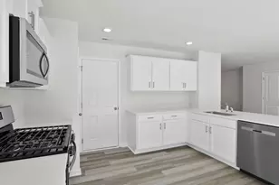 134 Bobbin Rd, Greenville, SC 29611 - Photo 12