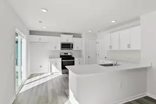 134 Bobbin Rd, Greenville, SC 29611 - Photo 10