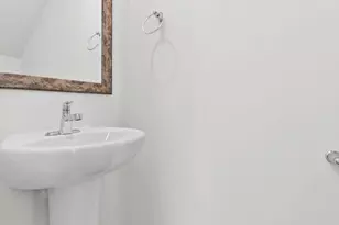 134 Bobbin Rd, Greenville, SC 29611 - Photo 8