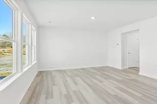 123 Bobbin Rd, Greenville, SC 29611 - Photo 8