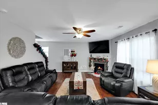 659 Markham Cir, Moore, SC 29369 - Photo 8