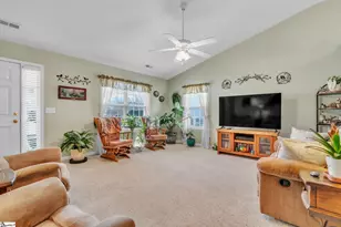 3 Druid Hill Ct, Simpsonville, SC 29681 - Photo 2