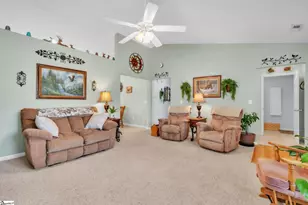 3 Druid Hill Ct, Simpsonville, SC 29681 - Photo 4