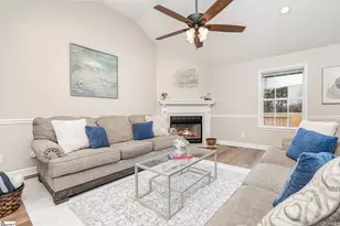 108 Brooke Lee Cir, Taylors, SC 29687 - Photo 4