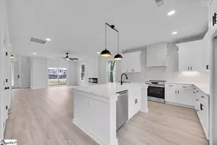 106 West Ave, Greenville, SC 29611 - Photo 10