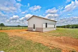 3277 Neely Ferry Rd, Laurens, SC 29360 - Photo 16