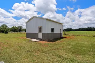 3277 Neely Ferry Rd, Laurens, SC 29360 - Photo 20