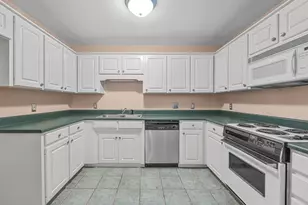 350 W Pointe Dr, Spartanburg, SC 29301 - Photo 12