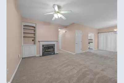 350 W Pointe Drive, Spartanburg, SC 29301 - Photo 6