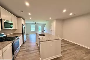 1265 Forestbrook Ln, Spartanburg, SC 29303 - Photo 6