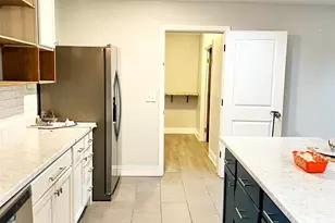 319 Jacquline Ln, Greenville, SC 29607 - Photo 8