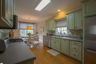 321 W Earle St, Greenville, SC 29609 - Photo 20