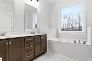 512 Landseer Dr, Landrum, SC 29356 - Photo 26