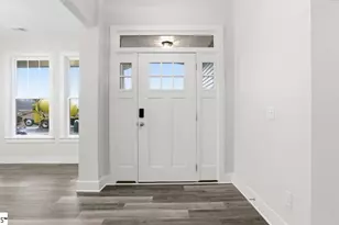 512 Landseer Dr, Landrum, SC 29356 - Photo 4