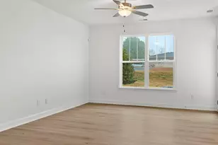 122 Marianne Ln, Easley, SC 29642 - Photo 8