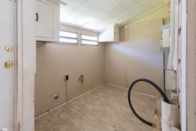 106 Williams Street, Laurens, SC 29360 - Photo 18