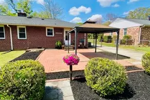 2 Burgundy Dr, Greenville, SC 29615 - Photo 6