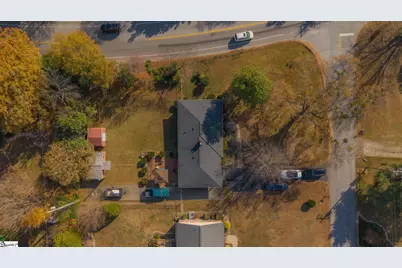 2 Burgundy Drive, Greenville, SC 29615 - Photo 6