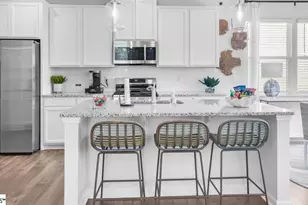 20 Gervais Cir, Greenville, SC 29607 - Photo 6