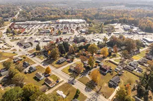 806 S B St, Easley, SC 29640 - Photo 28