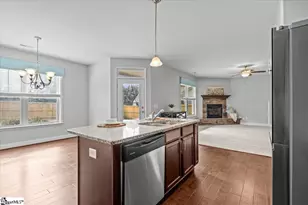 219 Downs Rd, Greenville, SC 29617 - Photo 10