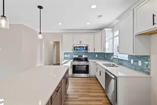 825 Sweet William Rd, Spartanburg, SC 29301 - Photo 10