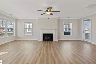 825 Sweet William Rd, Spartanburg, SC 29301 - Photo 6