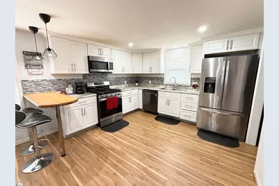 703 S Harper Street, Laurens, SC 29360 - Photo 8