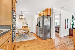 921 Brentwood Dr, Spartanburg, SC 29302 - Photo 24