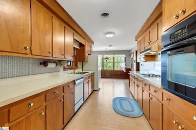 8 Roe Court, Greenville, SC 29617 - Photo 14