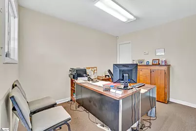 328 Hillcrest Drive, Laurens, SC 29360 - Photo 12