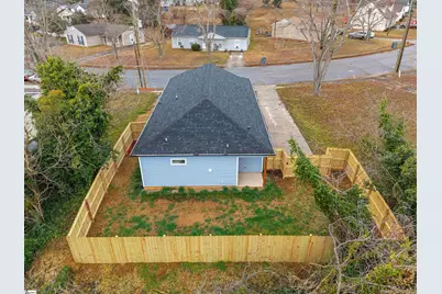 405 E Hampton Avenue, Spartanburg, SC 29306 - Photo 4