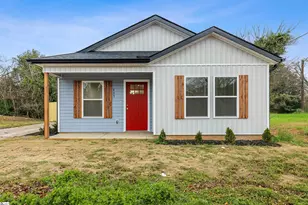 405 E Hampton Ave, Spartanburg, SC 29306 - Photo 2