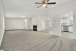 300 Crooked Creek Dr, Campobello, SC 29322 - Photo 4