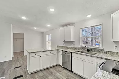 300 Crooked Creek Drive, Campobello, SC 29322 - Photo 8